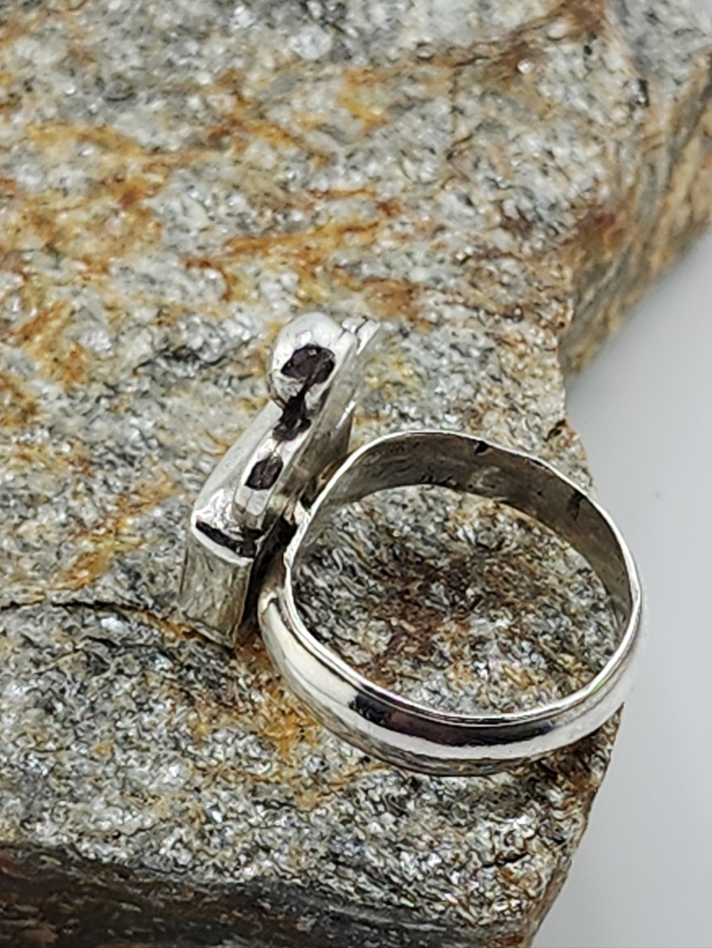 GARNET & CLEAR ZIRCONIA HANDMADE RING IN STERLING SILVER RECYCLED METAL SZ 6 - Picture 5 of 14